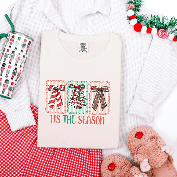 Festive Tis the Season T-shirt, Holiday Apparel, Unisex Gift, Christmas Top, Seasonal Style, Cozy Casual Wear